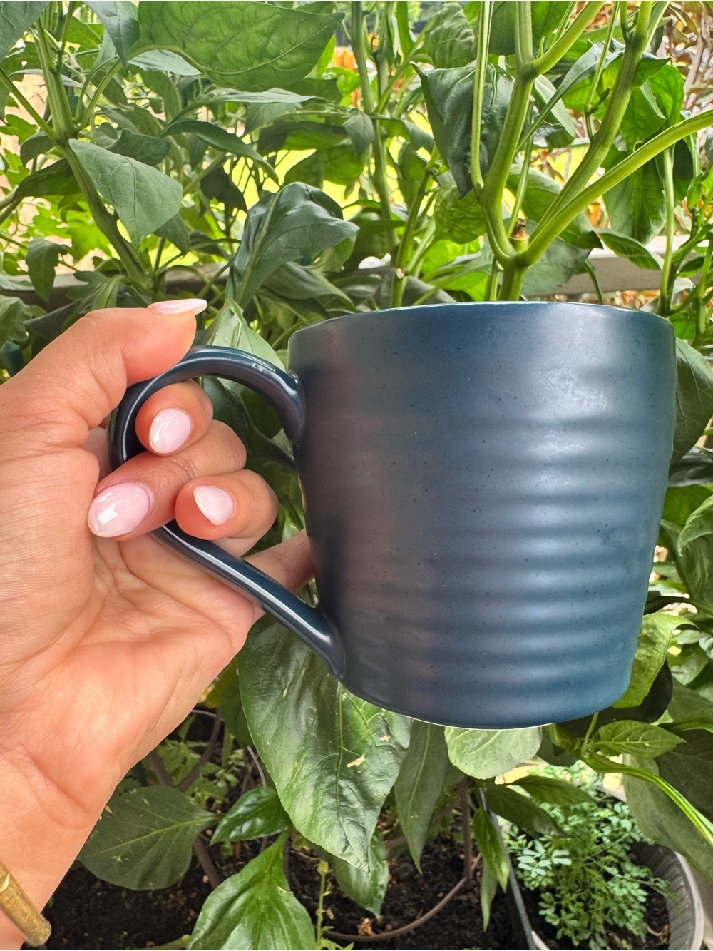 Blue Ceramic Accent Mug - Sleek Everyday Cup